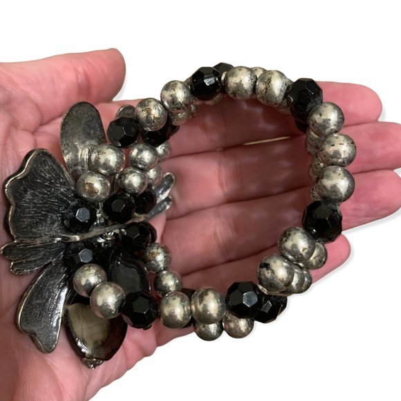 OSFA: Black & Silver Beaded Stretch Bracelet with Large Flower & Heart - Picture 4 of 11